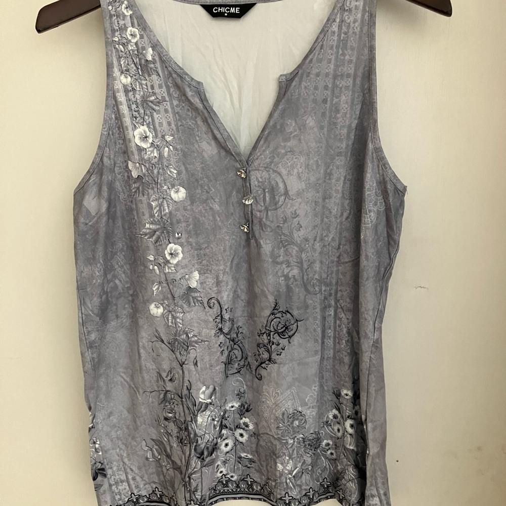Chic Gray Floral Tank Top